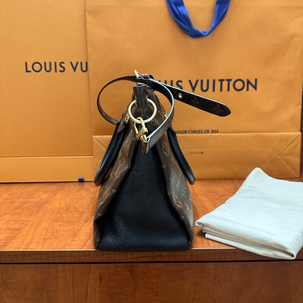 LOUIS VUITTON  Monogram Pallas Full Black - Picture 2 of 6